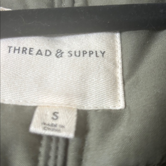 Thread & Supply Dolman Sleeve Quilted Jacket in Olive Size Small - Picture 4 of 8